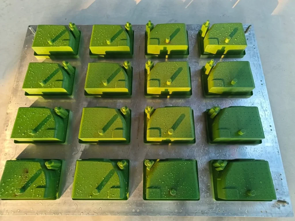 EPS mold
